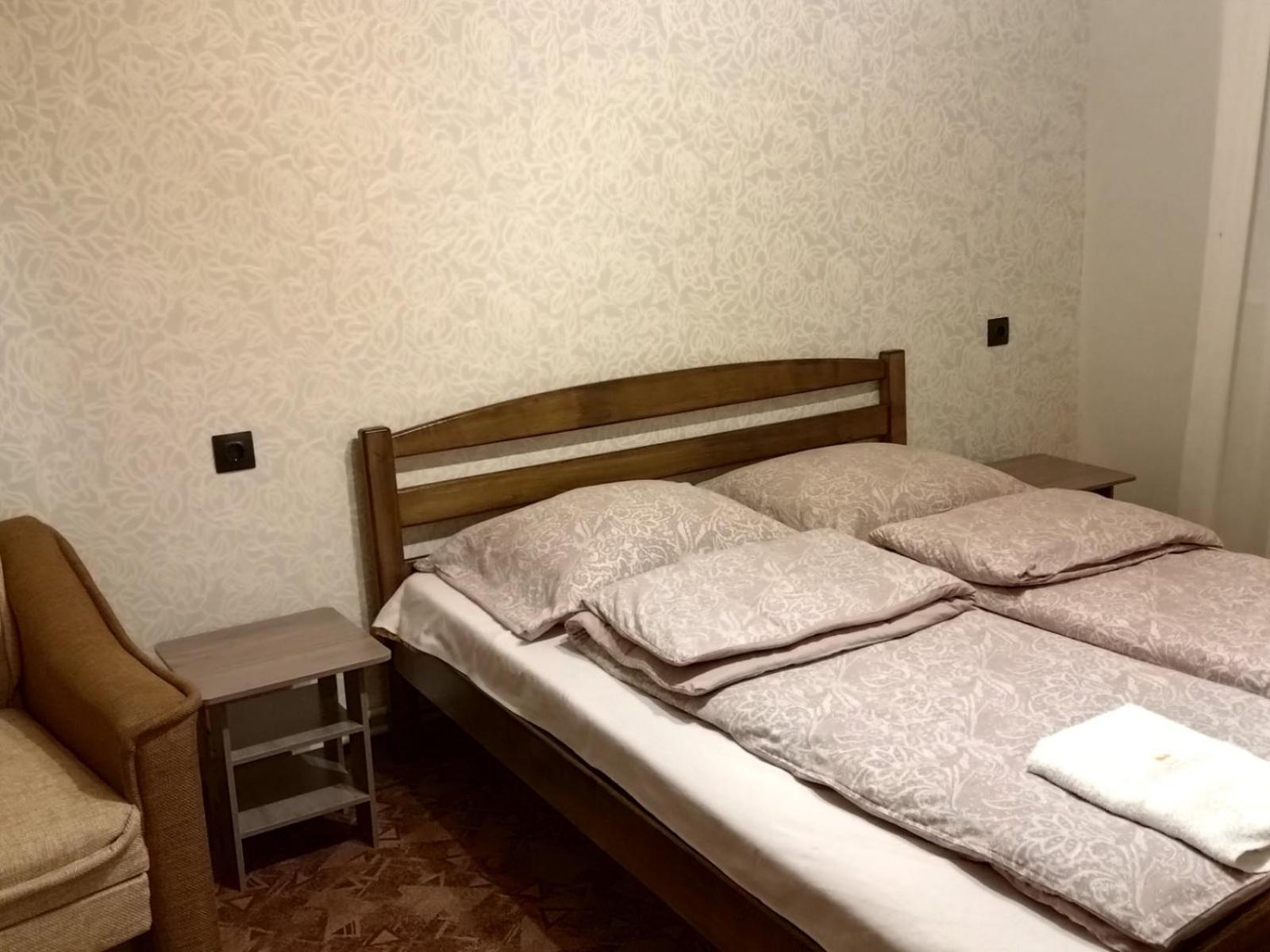 Hotel Pid Skeleyu Laseschtschyna Zimmer foto